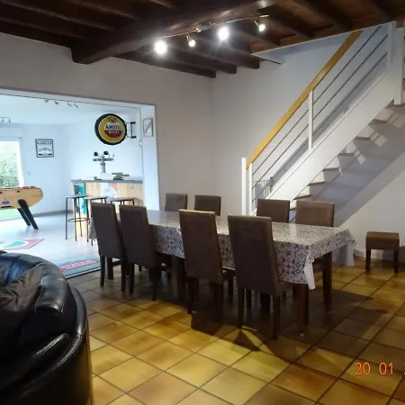 Сasa de vacaciones Les Mesanges